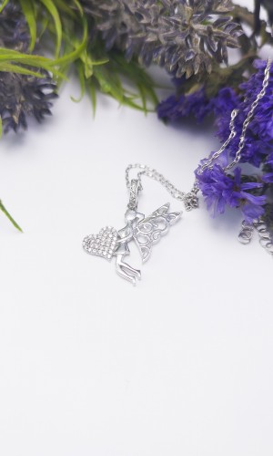 Kalp Taşıyıcsı Tasarım Zirkon Gümüş Kolye