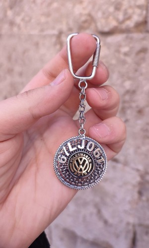 Plakalı Volkswagen Amblemli Gümüş Anahtarlık