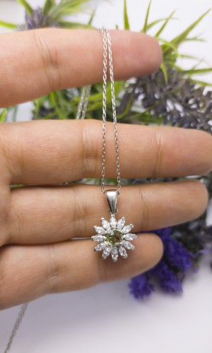 Lotus Tasarım Zultanit Taşlı Zirkon Gümüş Kolye