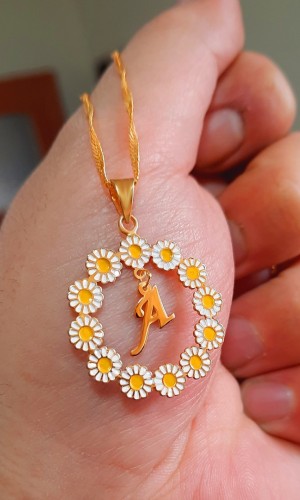 925 Ayar Baş Harfi Sıralı Papatya Gold Kaplama Kolye 
