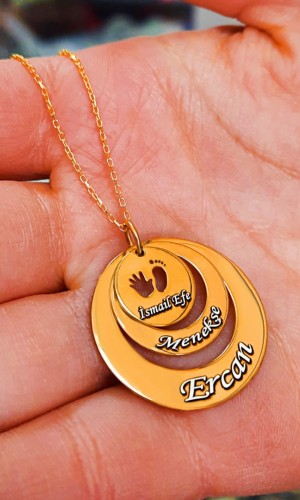 925 Ayar Gümüş Aile 3 Isimli Kolye Bebek El Ve Ayak Izi 22 Ayar Altın Kaplama 925 Ayar Gümüş Aile 3 Isimli Kolye Bebek El Ve Ayak Izi 22 Ayar Altın Kaplama