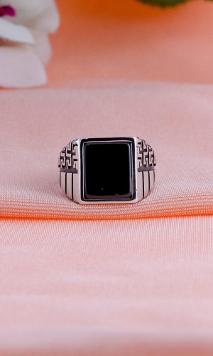 Babil Tasarım Oniks 925 Ayar Erkek Gümüş Yüzük