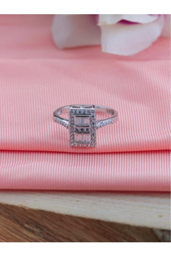 Dikdörtgen Model Baget Zirkon Taşlı Gümüş Yüzük