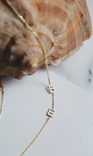 Extra Zarif iki Harfli Altın Kaplama İsimli Gümüş Kolye