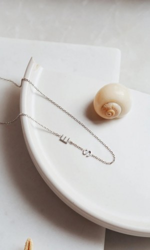 Extra Zarif iki Harfli İsimli Gümüş Kolye