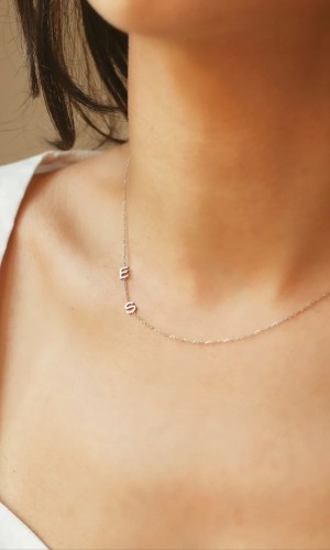 Extra Zarif iki Harfli İsimli Gümüş Kolye