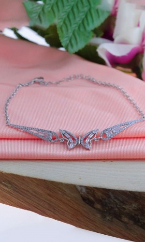 Kelebek Model Baget Zirkon Taşlı Gümüş Bileklik Kelebek Model Baget Zirkon Taşlı Gümüş Bileklik