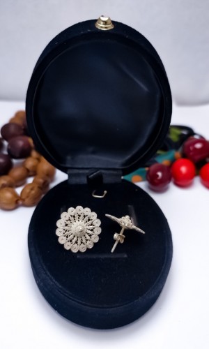 Papatya Model 925 Ayar Telkari Gümüş Küpe