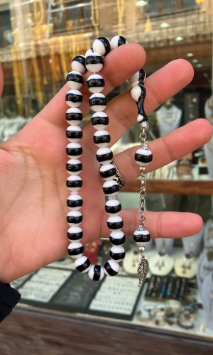 Siyah Beyaz Taraftar Toz Kehribar Tesbih