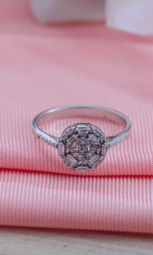 Yuvarlak Model Baget Zirkon Taşlı Gümüş Yüzük 