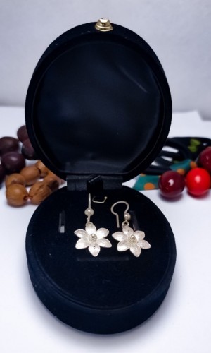 Zambak Model 925 Ayar Telkari Gümüş Küpe