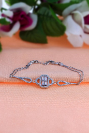 Dikdörtgen Model Baget Zirkon Taşlı Gümüş Bileklik