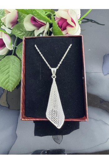 925 ayar çiçek  bugeti desenli telkari gümüş kolye