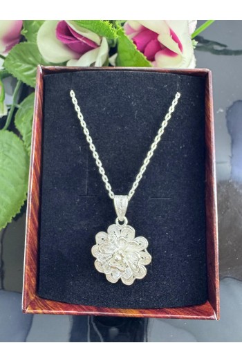 925 ayar çok yapraklı yonca desenli telkari gümüş kolye