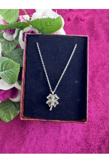 925 ayar yonca desenli zultanit taşlı hayalet gümüş kolye