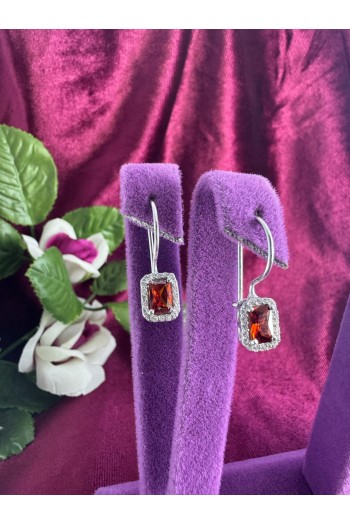 baget tasarım kırmızı zirkon taşlı 925 ayar gümüş küpe