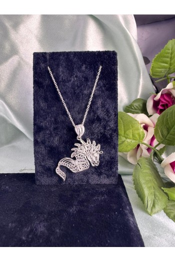 deniz atı motifi el işi telkari gümüş kolye