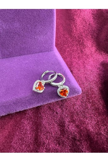 Kalp motifi kırmızı zirkon taşlı 925 ayar gümüş küpe