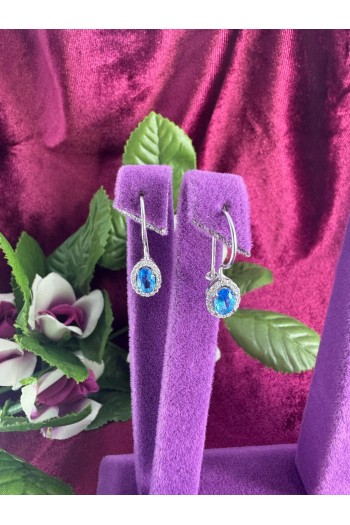 oval tasarım turkuaz rengi zirkon taşlı 925 ayar gümüş küpe