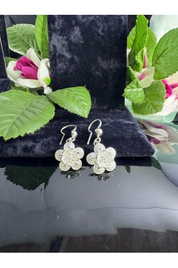 Papatya model 925 ayar telkari gümüş küpe