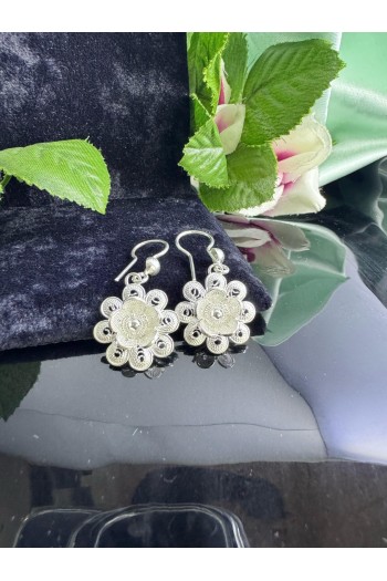 Papatya model 925 ayar telkari gümüş küpe