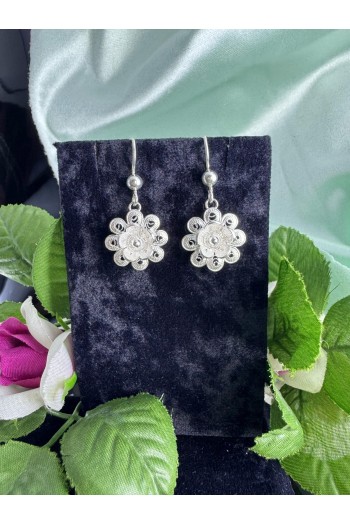 Papatya model 925 ayar telkari gümüş küpe