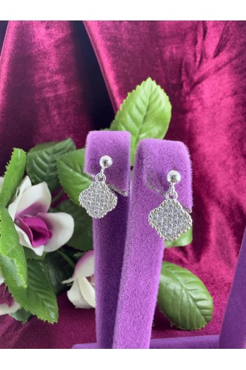 Yonca tasarım 925 ayar zirkon taşlı gümüş küpe