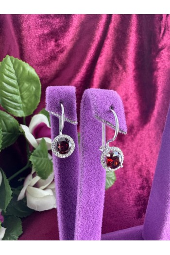 yuvarlak tasarım kırmızı zirkon taşlı 925 ayar gümüş küpe